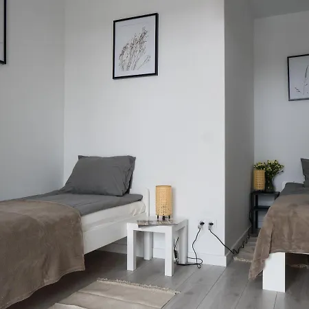 Apartament Clever 2 Kamienica Grochow Varšava Exteriér fotografie