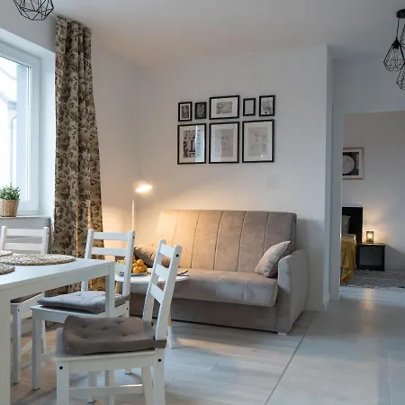 Apartament Clever 2 Kamienica Grochow Varšava Exteriér fotografie
